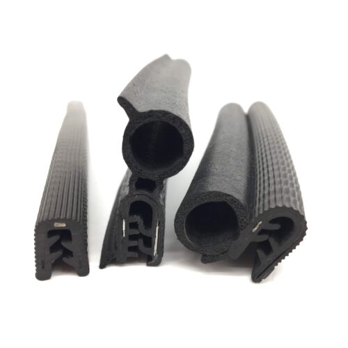 Профиль уплотнительный 10*20 мм EPDM 150