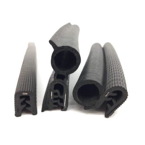 Профиль уплотнительный для дверей D (9*8 мм)